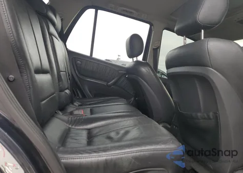 2000 Mercedes-Benz Ml 320 z USA, uszkodzony, nr VIN 4JGAB54E9YA175429